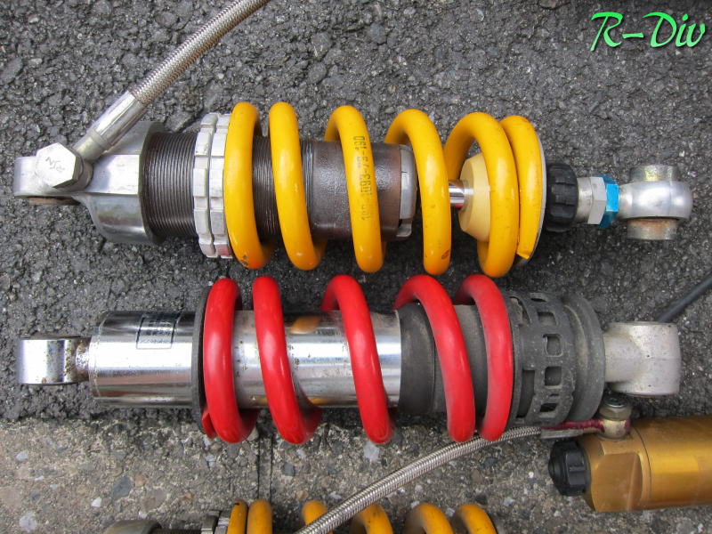HONDA BROS OHLINSと純正の違い