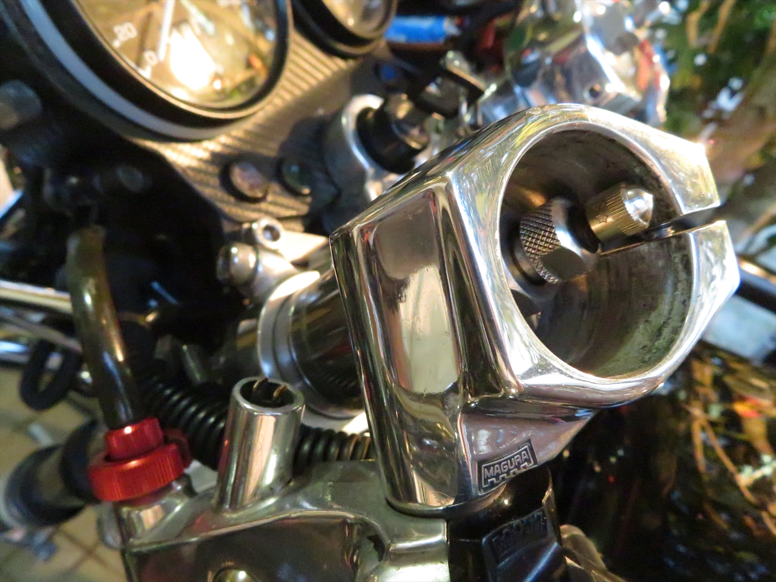 BROSに付いたHONDA CB400SF V-TEC フロントフォーク