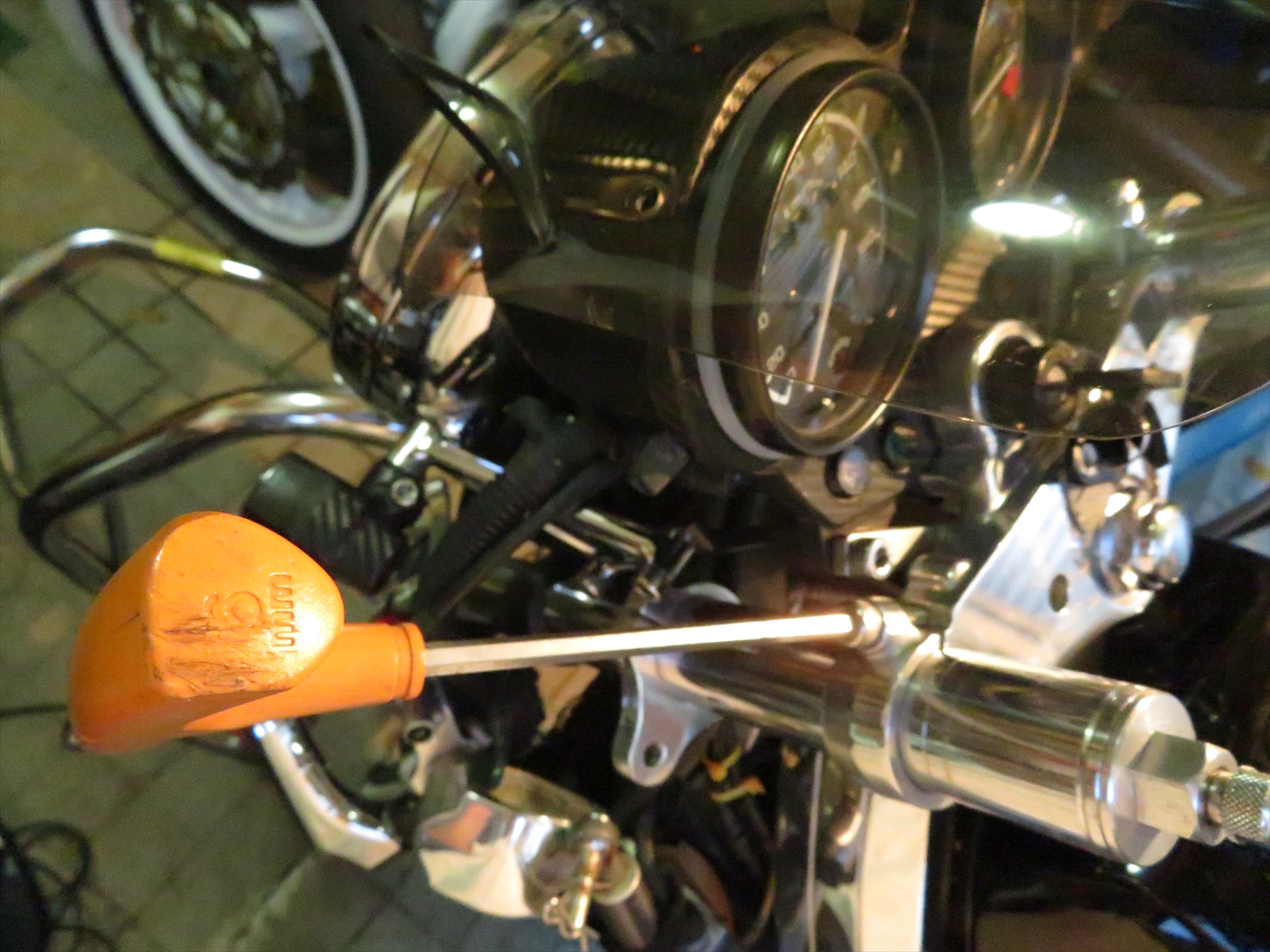 BROSに付いたHONDA CB400SF V-TEC フロントフォーク