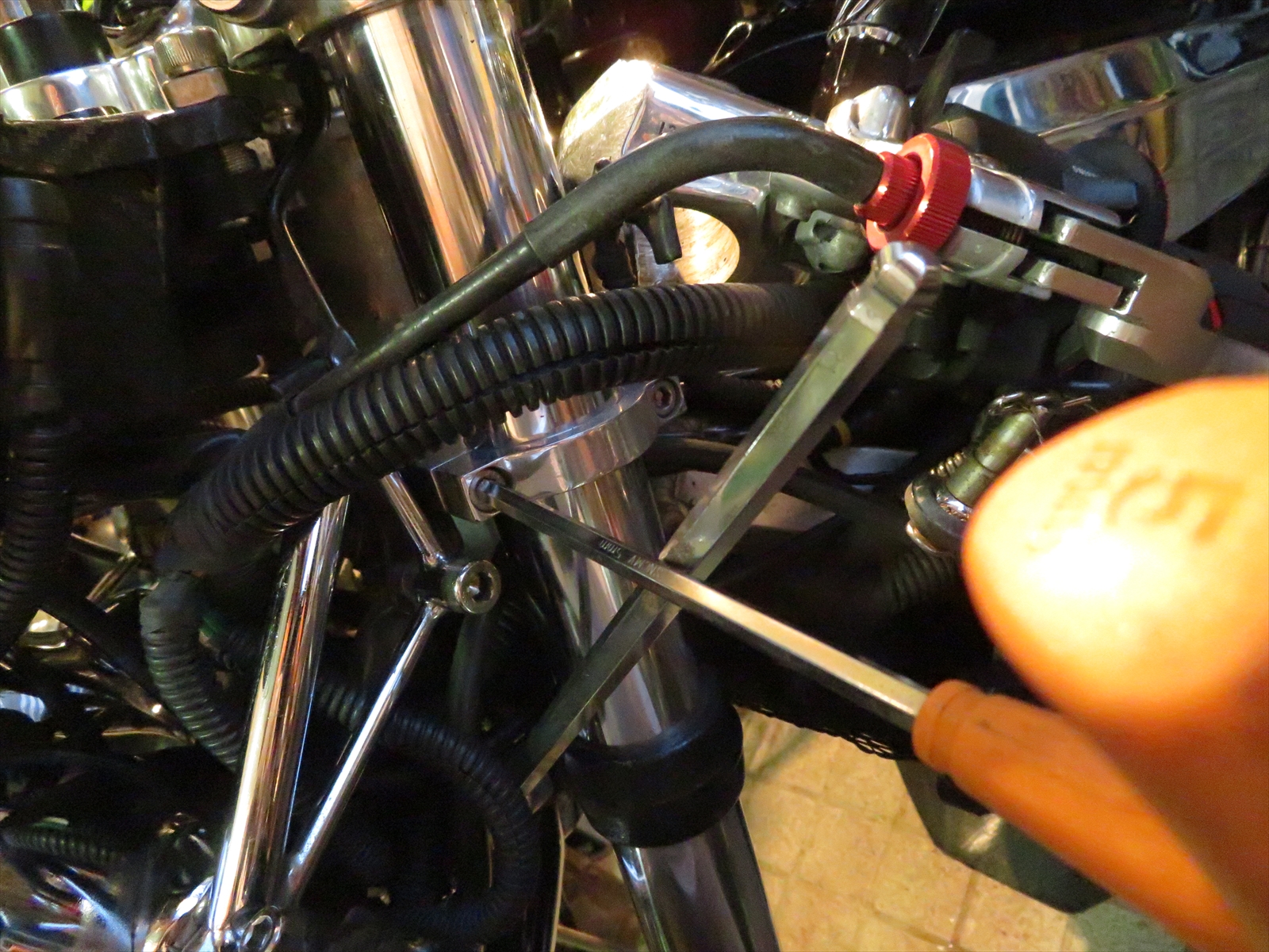BROSに付いたHONDA CB400SF V-TEC フロントフォーク