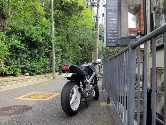 neo-BROS@横浜元町