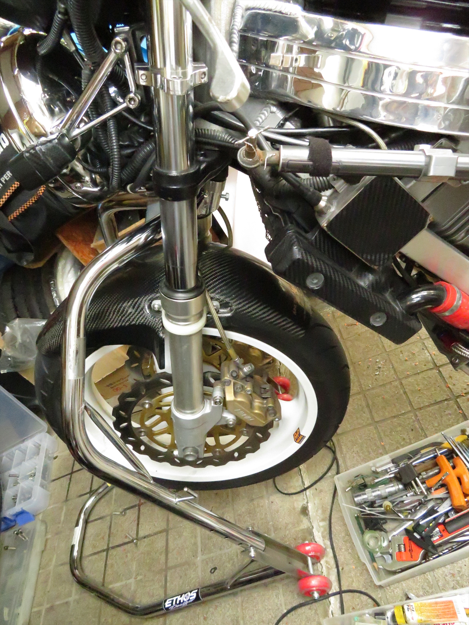BROSに付いたHONDA CB400SF V-TEC フロントフォーク