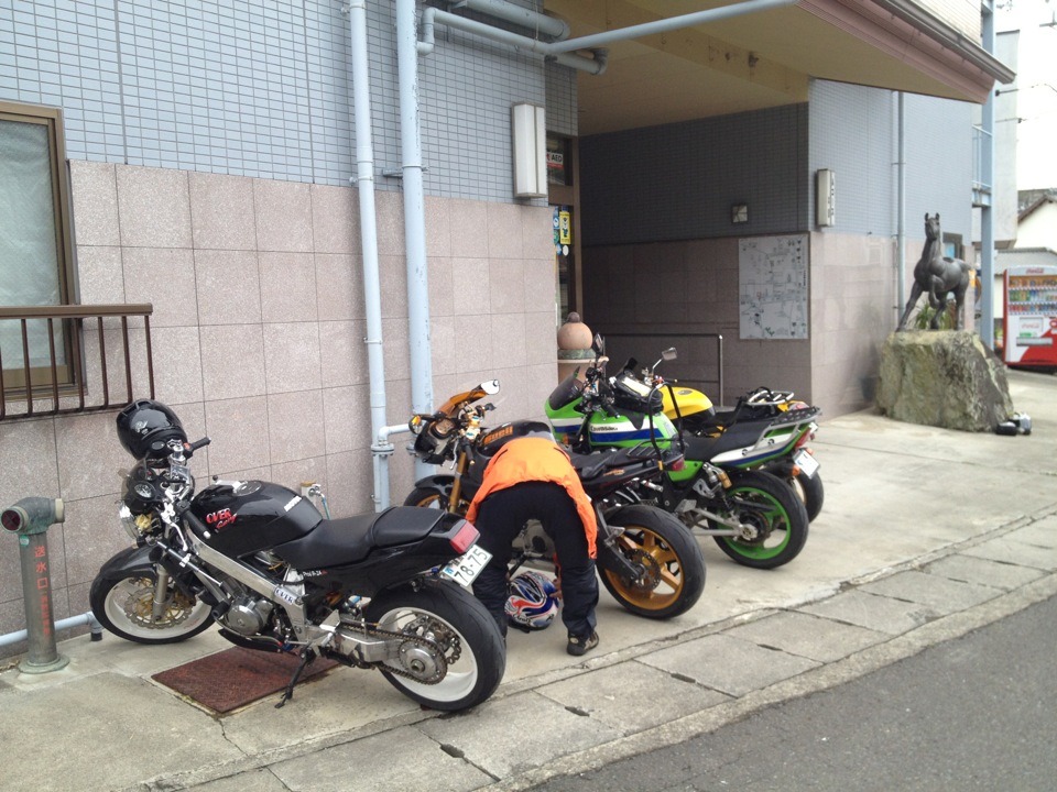 BROS.BBSIt ~[eBO@l2012